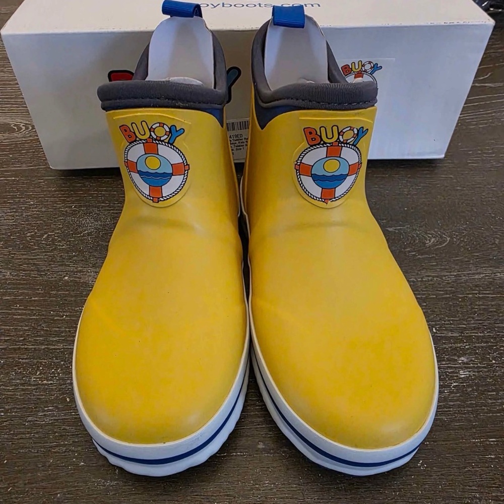 Kids Yellow Rain Boots- retail is $60!